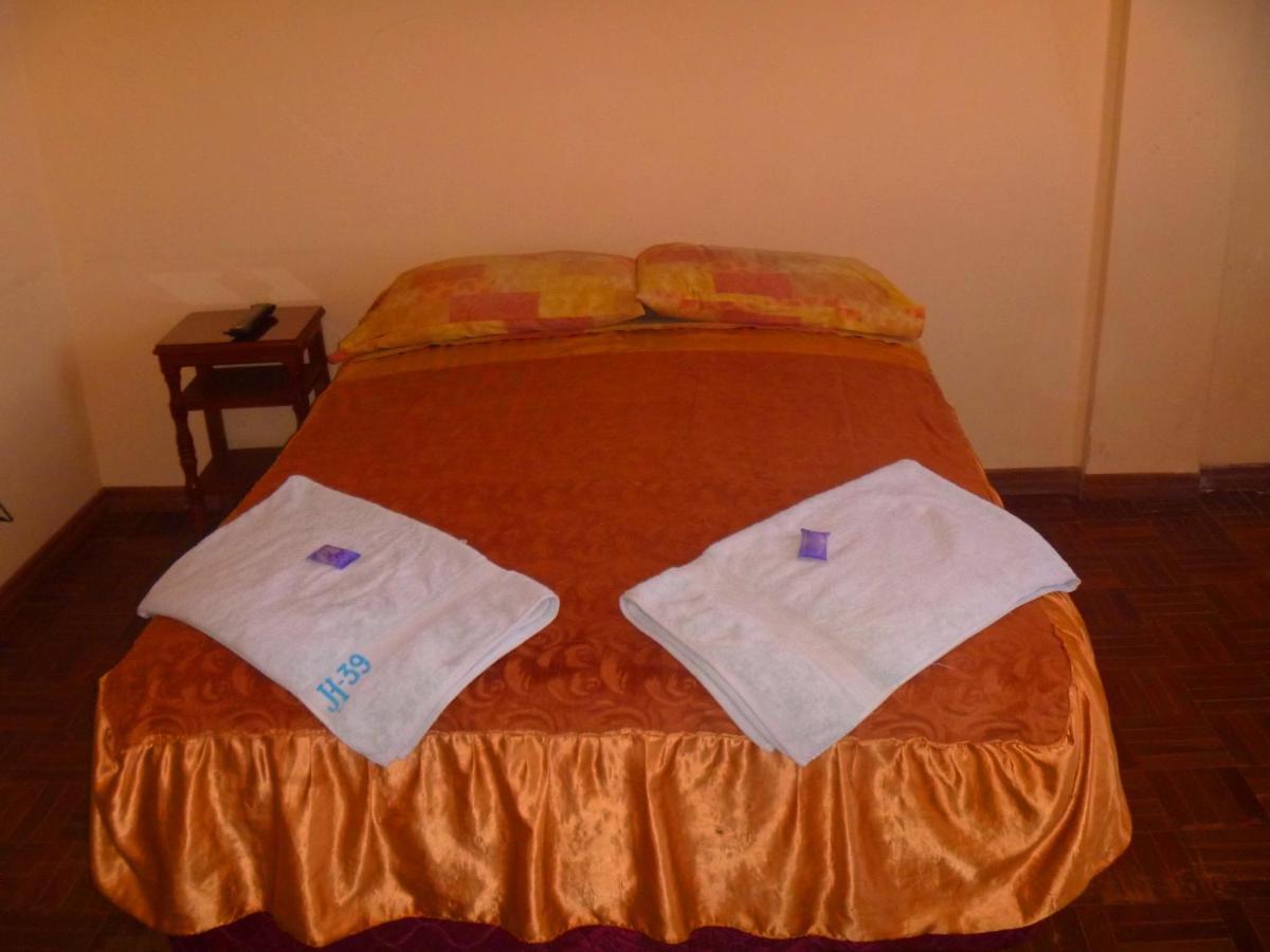 Julia Plaza Hotel أويوني الغرفة الصورة