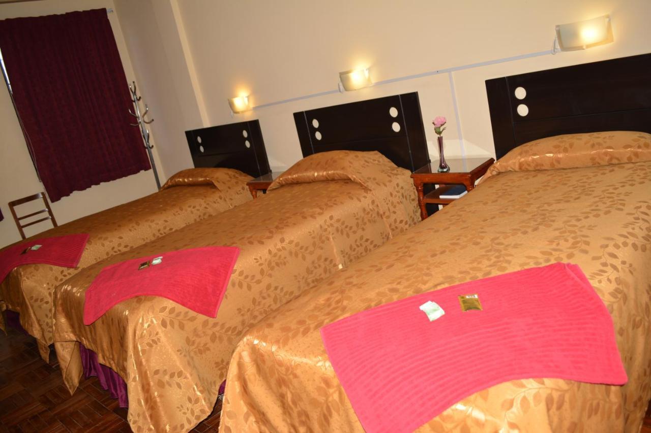 Julia Plaza Hotel أويوني الغرفة الصورة